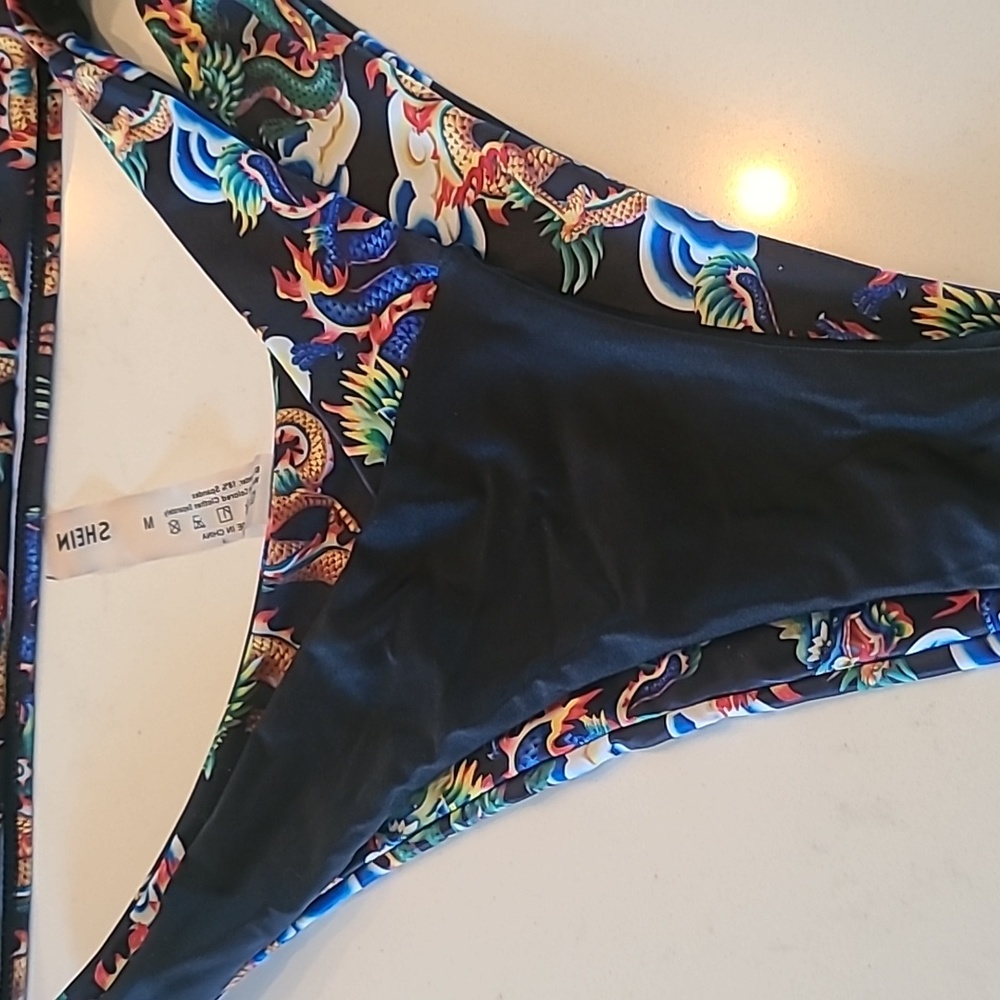 Shein bikini. Like New. Medium - Picture 4 of 6